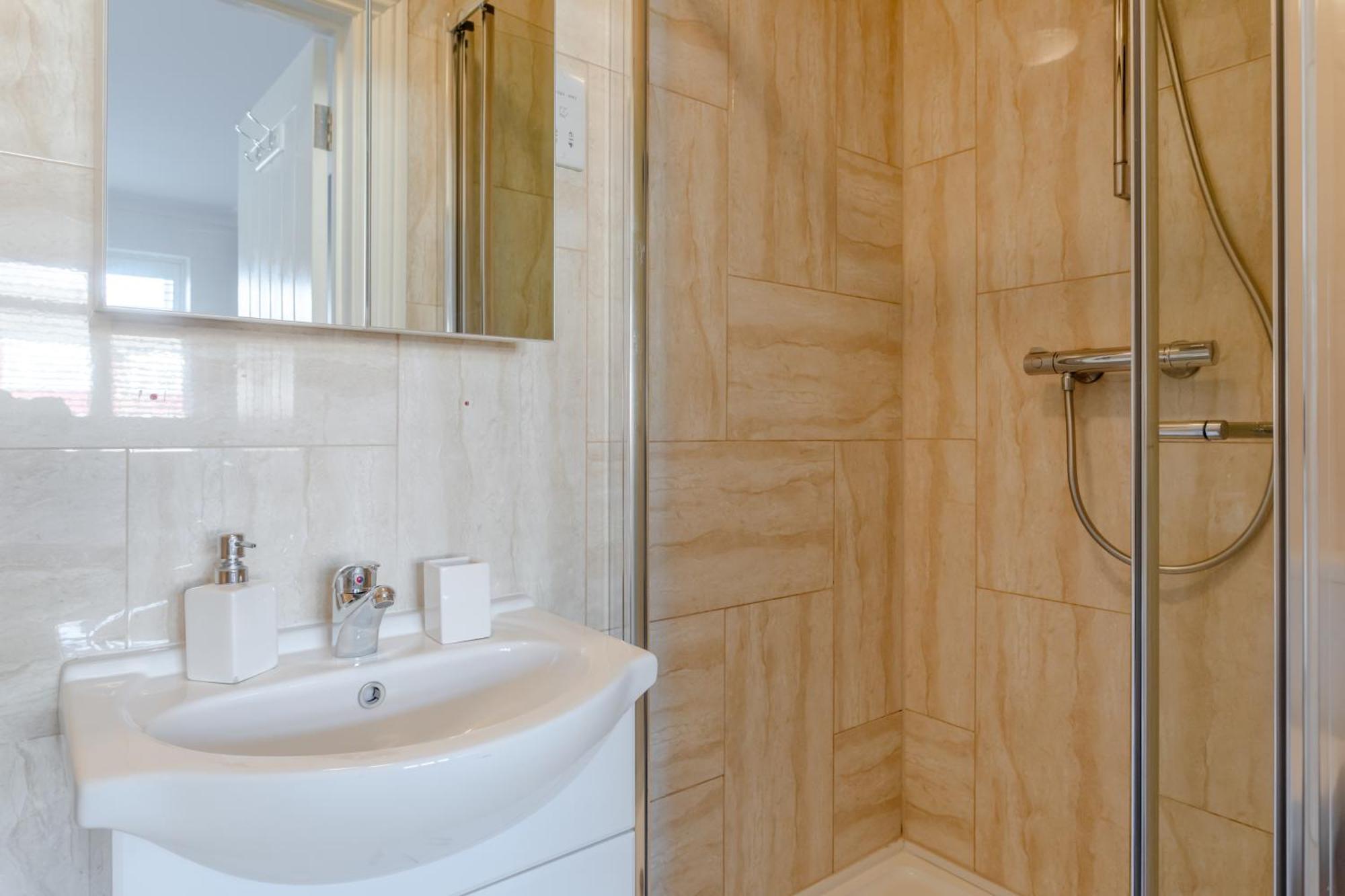 Apple House Wembley Hotel Barnet Luaran gambar