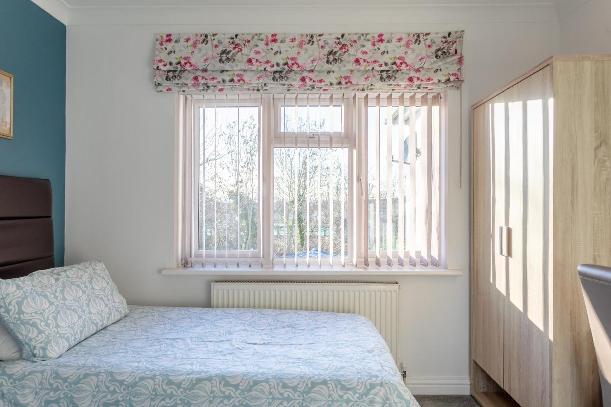 Apple House Wembley Hotel Barnet Luaran gambar